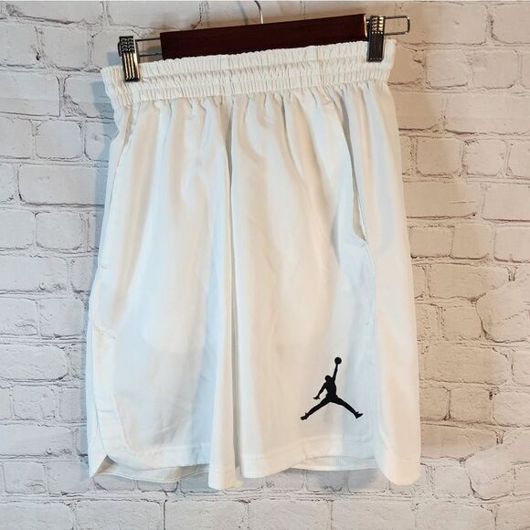 Boys Jordan gym shorts, size small - Picture 1 of 3